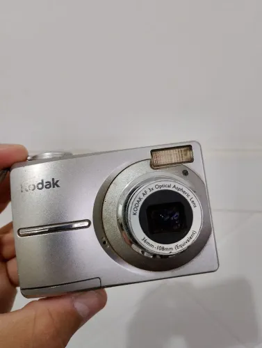 Camera Kodak c713 7mp funcionando perfeitamente 