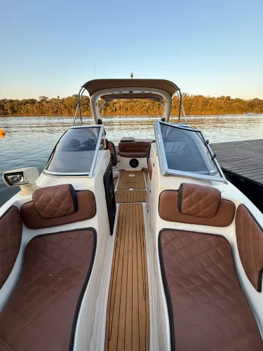 Lancha FS 230 ano 2016 R$ 190 na troca, 155 no pix.