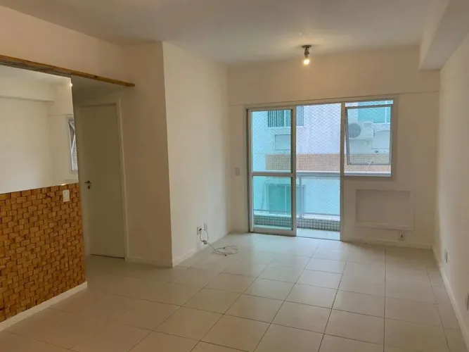 Apartamento 2 Quartos - Humaitá