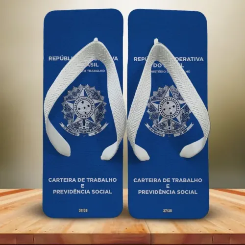 Chinelo Quadrado Temático CLT - Estilo Criativo com Toque de Originalidade!