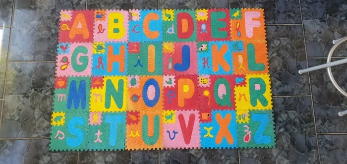 Tapete Tatame EVA infantil Alfabeto 20 x 20 x 0,5 cm 24 peças