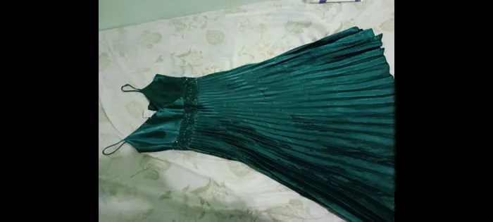 Vestido festa midi Verde Esmeralda