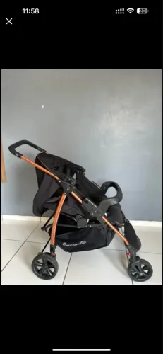 Carrinho de bebê 