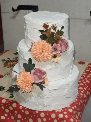 Bolo fake 15 anos ou casamento
