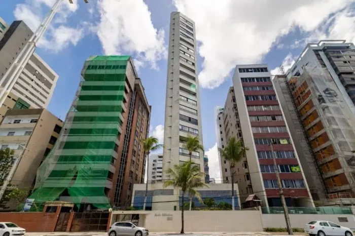 Apartamento para venda em Boa Viagem com 5 quartos,