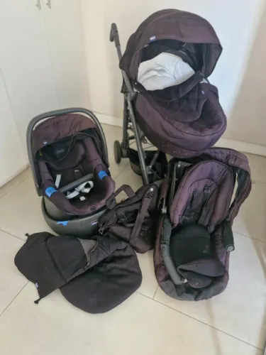 Carrinho de Bebê Travel System com Bebê Conforto+bolsas Chicco Trio Love