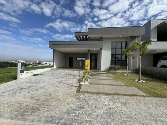 Casa com 3 Quartos à venda, 191 m² por R$ 2.090.000 - Condomínio Dona Maria Cândida - Inda