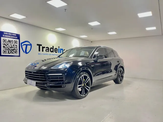 BLINDADA Porsche Cayenne Híbrido 3.0 V6 Teto panorâmico Preto 2020