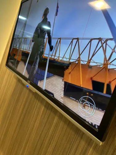 TV AOC 39