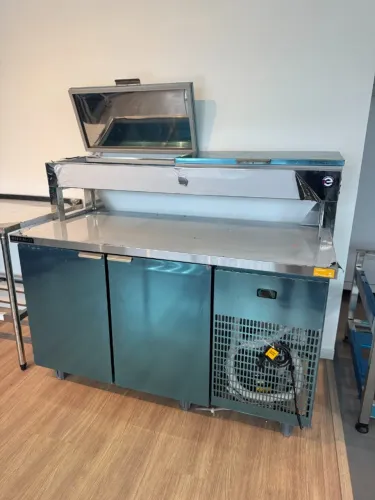 Balcão refrigerado codimentadora 1,5m refrimate (alef)