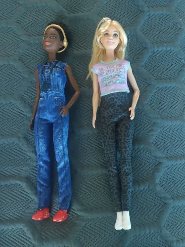 Bonecas Barbie em Ótimo Estado