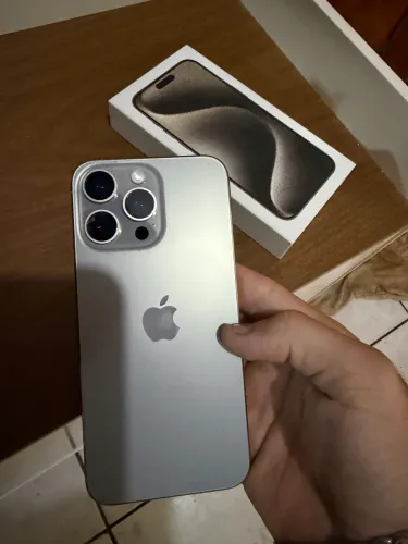 iPhone 15 pro Max 512gb