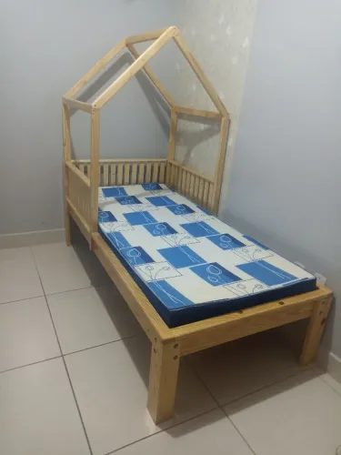 Cama montessoriana