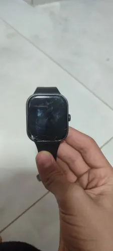 Redmim watch 5 padrão com tela quebrada ele só tá com a tela sem mostra imagem ele vibra