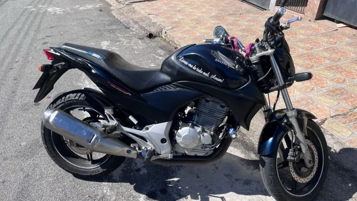 Honda CB 300R 2012 - Apenas 42.000km | Raridade, Toda Revisada (Pneus e Bateria Zero)