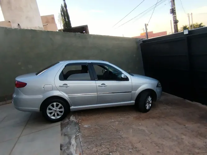 Fiat Siena EL Celeb. 1.4 MPI Fire Flex 8V 4P 2012
