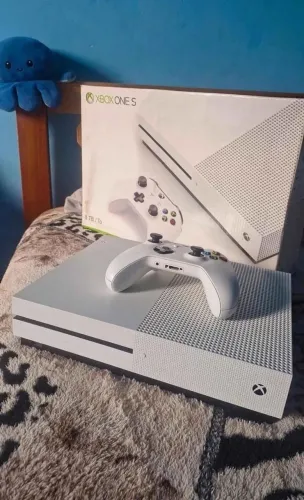 Xbox one s 1Tb