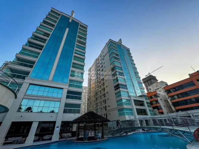 SEU APARTAMENTO PÉ NA AREIA