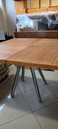 Mesa madeira pés aço