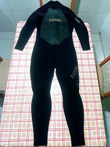 Traje Neoprene Xcel 3.2mm Long Semi-novo M/L