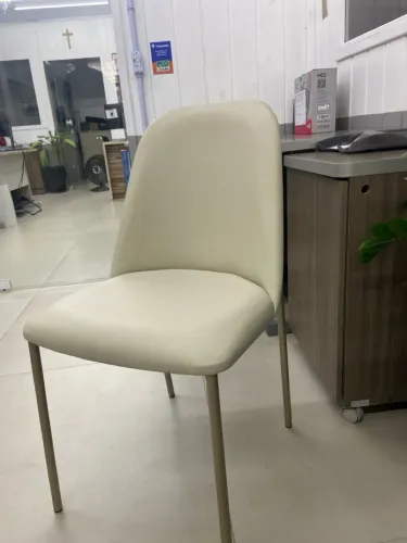 Cadeira mesa jantar korino fendi estrutura de metal