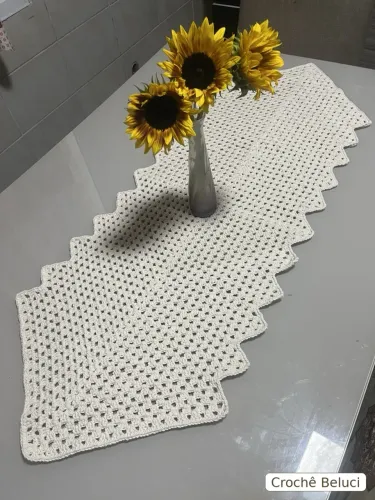 Trilho de mesa branco 