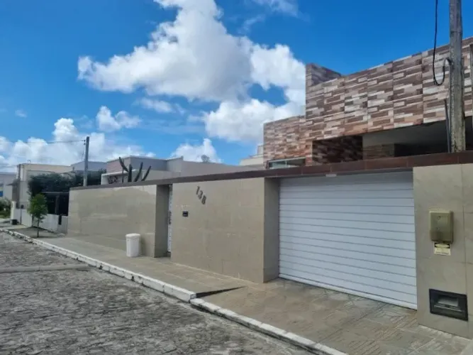 Casa à Venda no Condomínio Vivenci - Penedo/AL
