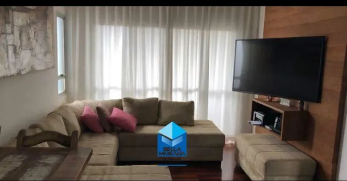 Apartamento à venda no Edifício Flora Elisa
