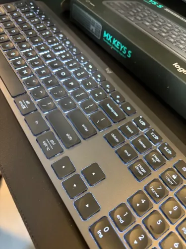 Teclado Logitech MX Keys Sem Fio Bluetooth