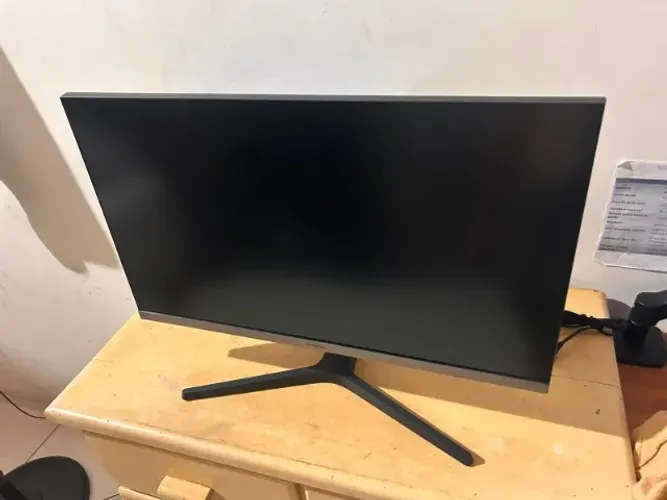 MONITOR 4K SANSUNG, 28 POLEGADAS