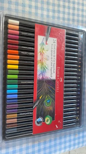 24 lápis de cor Faber Castell Original Novo