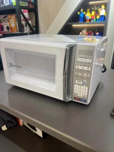 Micro-ondas Electrolux 27L