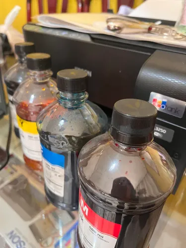 Impressora tanque de tinta acompanhada de tintas