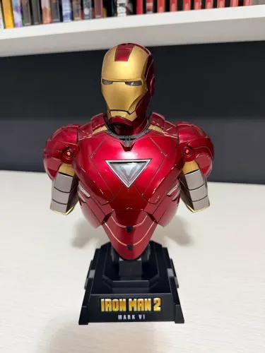 Iron Man 2 Mark VI Busto 1/4