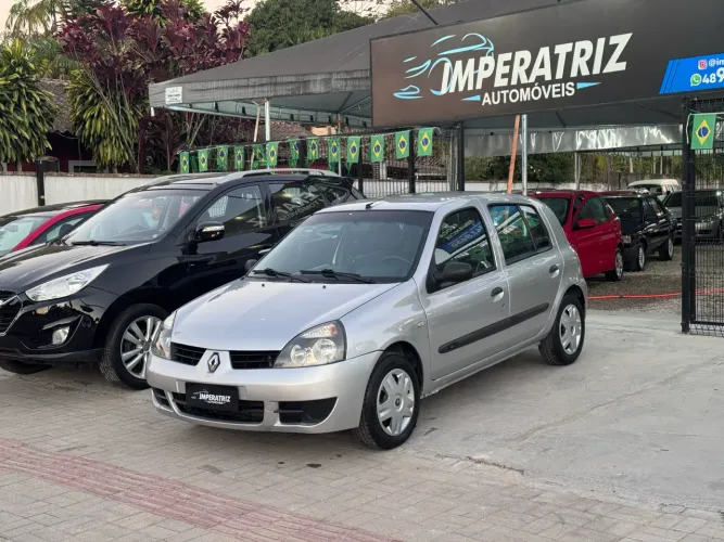 Renault Clio Campus Hi-flex 1.0 16V 5P 2010