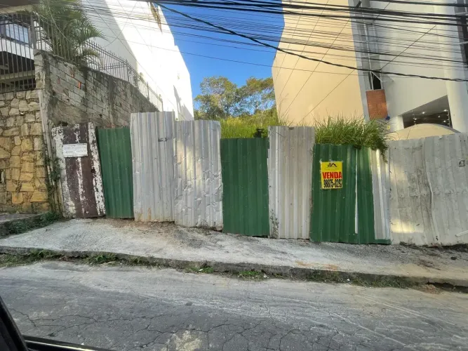LOTE DE 414m² NO BAIRRO GRANBERY!