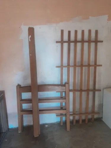 Armação de cama de solteiro