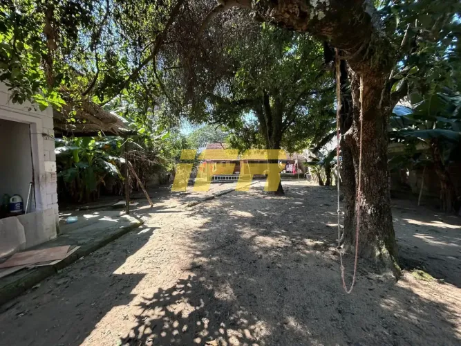 Chácara com 2 dormitórios à venda, 1050 m² por R$ 680.000,00 - Santa Isabel - Tremembé/SP