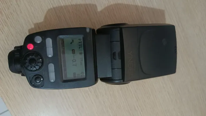 Flash yongnou YN-685