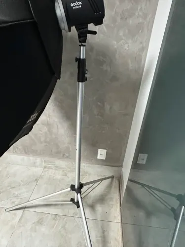 Tripé ajustável reforçado 3,1m