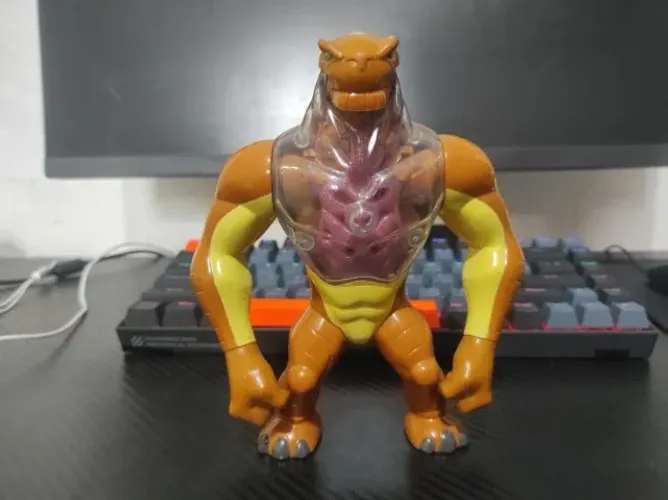 Boneco Enormossauro Ben 10 Original Bandai