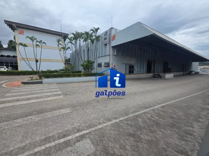 Galpão Logístico com 1.080 m² próximo da CEASA em Contagem/MG