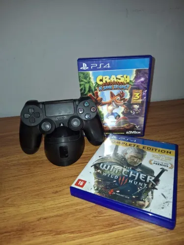 PlayStation 4 Slim 500GB + Extras Imperdíveis!