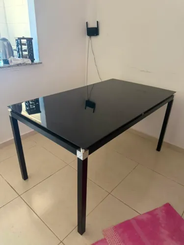 Mesa de Jantar 6 Lugares 1,60m Vidro Preto - Excelente Estado