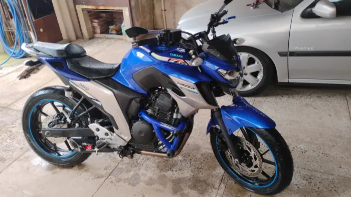 Vendo fz25 2021 segundo dono