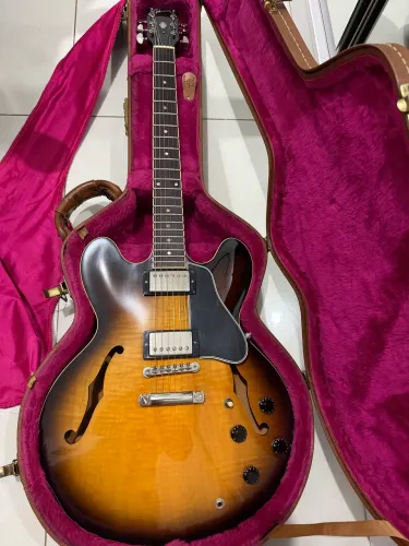 Gibson ES335 - Vintage Sunburst - Memphis USA - 2009