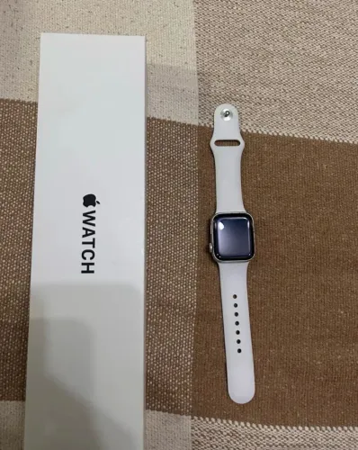 Apple Watch SE 