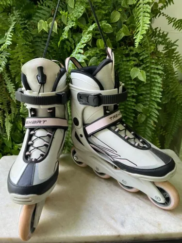 Patins Traxart Perform Feminino 80mm ABEC-5 numero 39/40