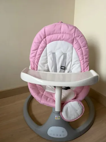Cadeira de balanço eletrônica para soneca do bebê 