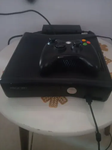 Vende-se um vídeo game 